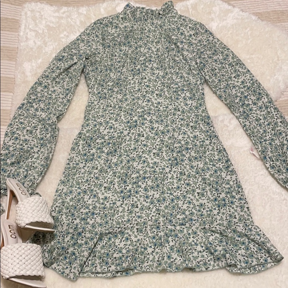 Mini dress